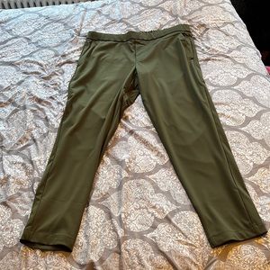 Wfhq pants XL Never worn. Olivie green.